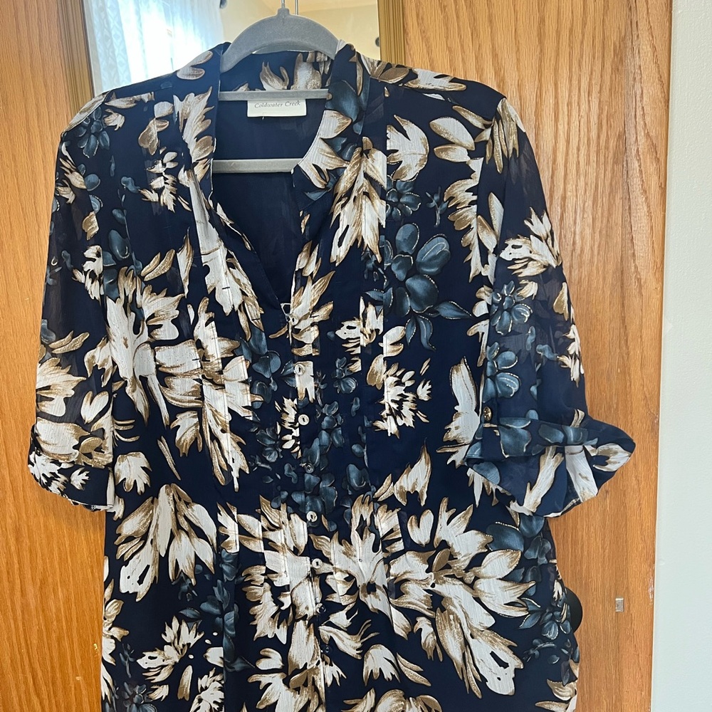 Coldwater Creek Navy Floral Blouse with Cream and Tan Blooms